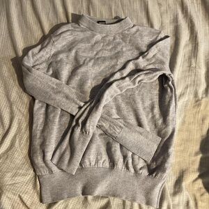 Forever 21 Gray Sweater Fuzzy Crewneck Size Extra Small XS